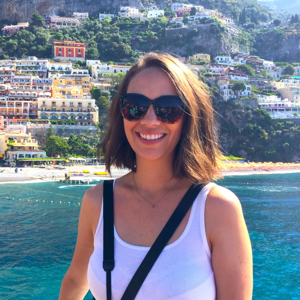 Meet your Posher, Elizabeth